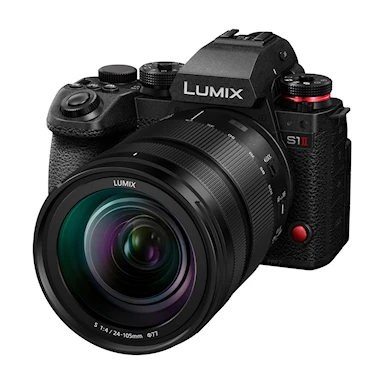 Panasonic Lumix S1II + 24-105mm f/4