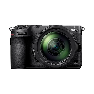 Z5 IIC + Nikkor Z 24-200mm f/4-6,3 VR Svart