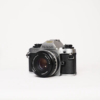 Nikon FG-20 + 50mm f/1,8 - Begagnad