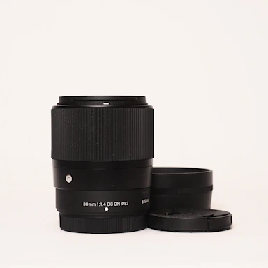 Sigma 30mm f/1,4 DN DC Contemporary för Fujifilm X - Begagnad