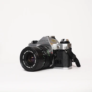 Canon AE-1 + 35-70mm - Begagnad